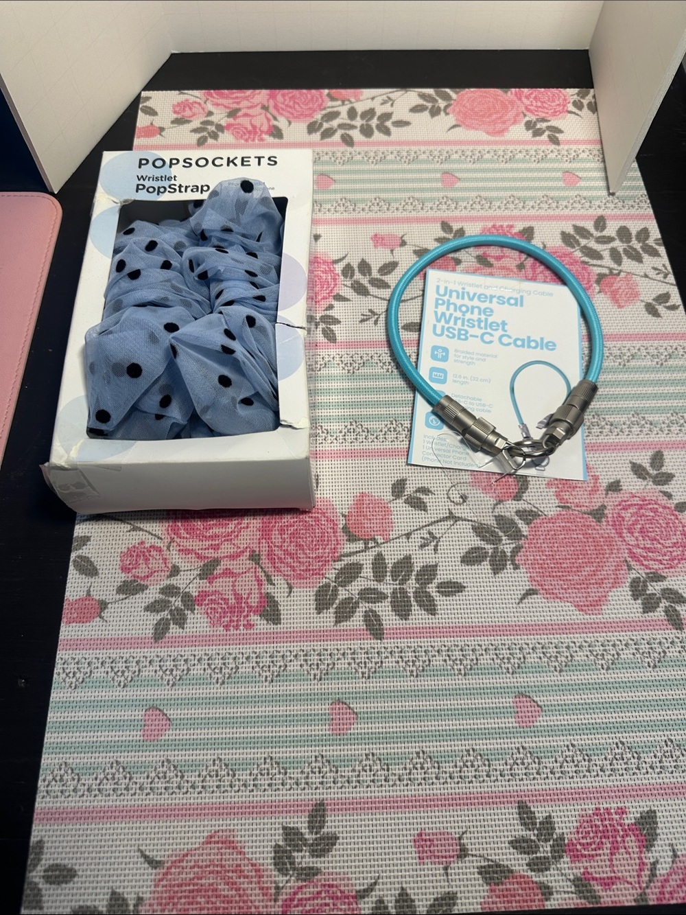 Popsockets Wristlet PopStrap + Blue USB-C Wristlet Cable New